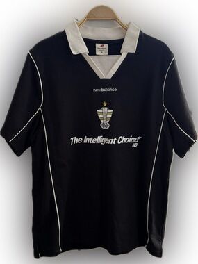 NEW BALANCE shirt